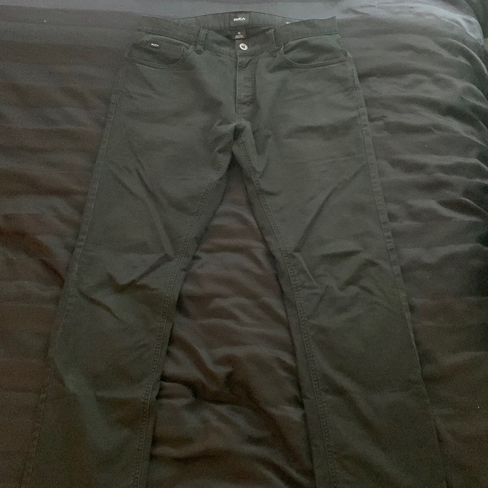 Black RVCA Stay Button Fly Jeans Waist Size 32